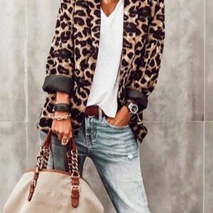 NWOT leopard print sweater in large